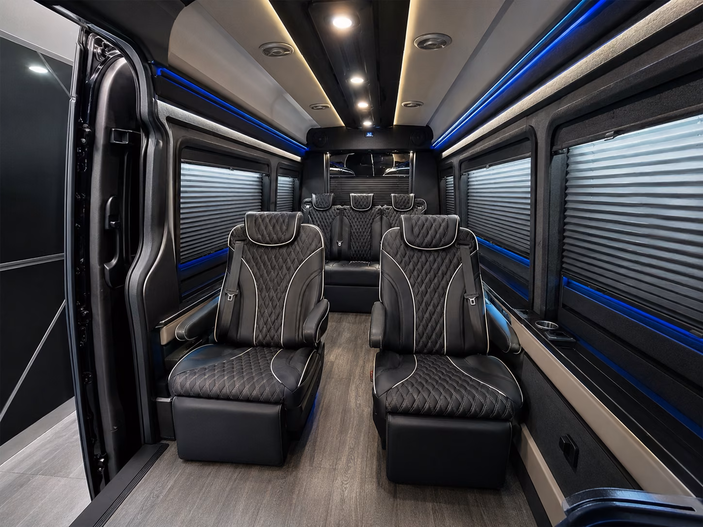 for easy corporate and convention group airport shuttles