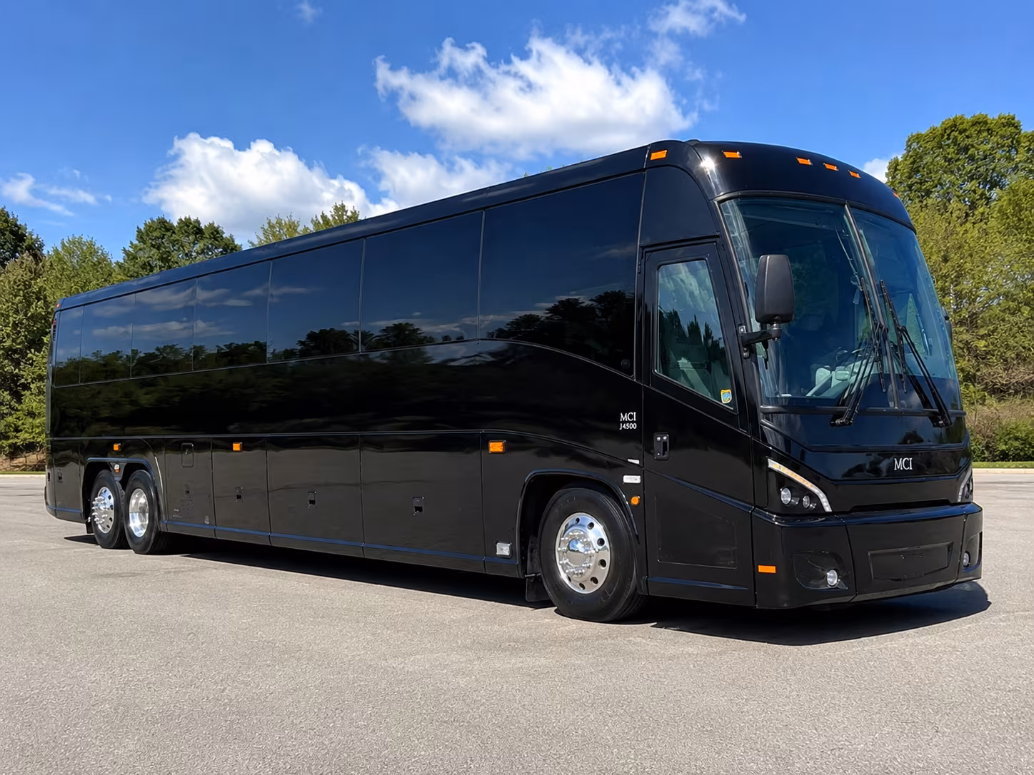 shuttle your wedding guests between manchester hotels and your venue